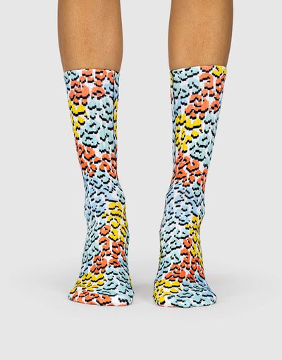 leopard-pixel-socks